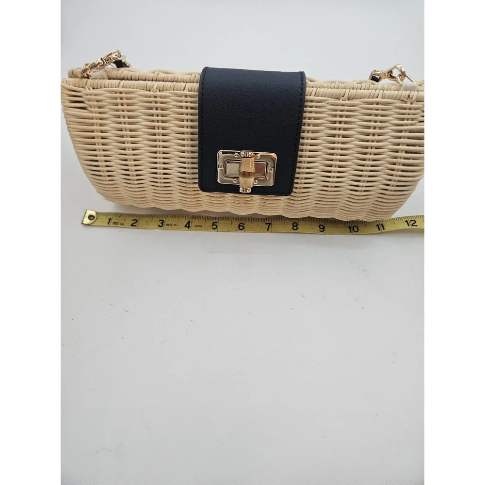 Tommy Bahama Natural Woven Clutch with Navy Flap NWT